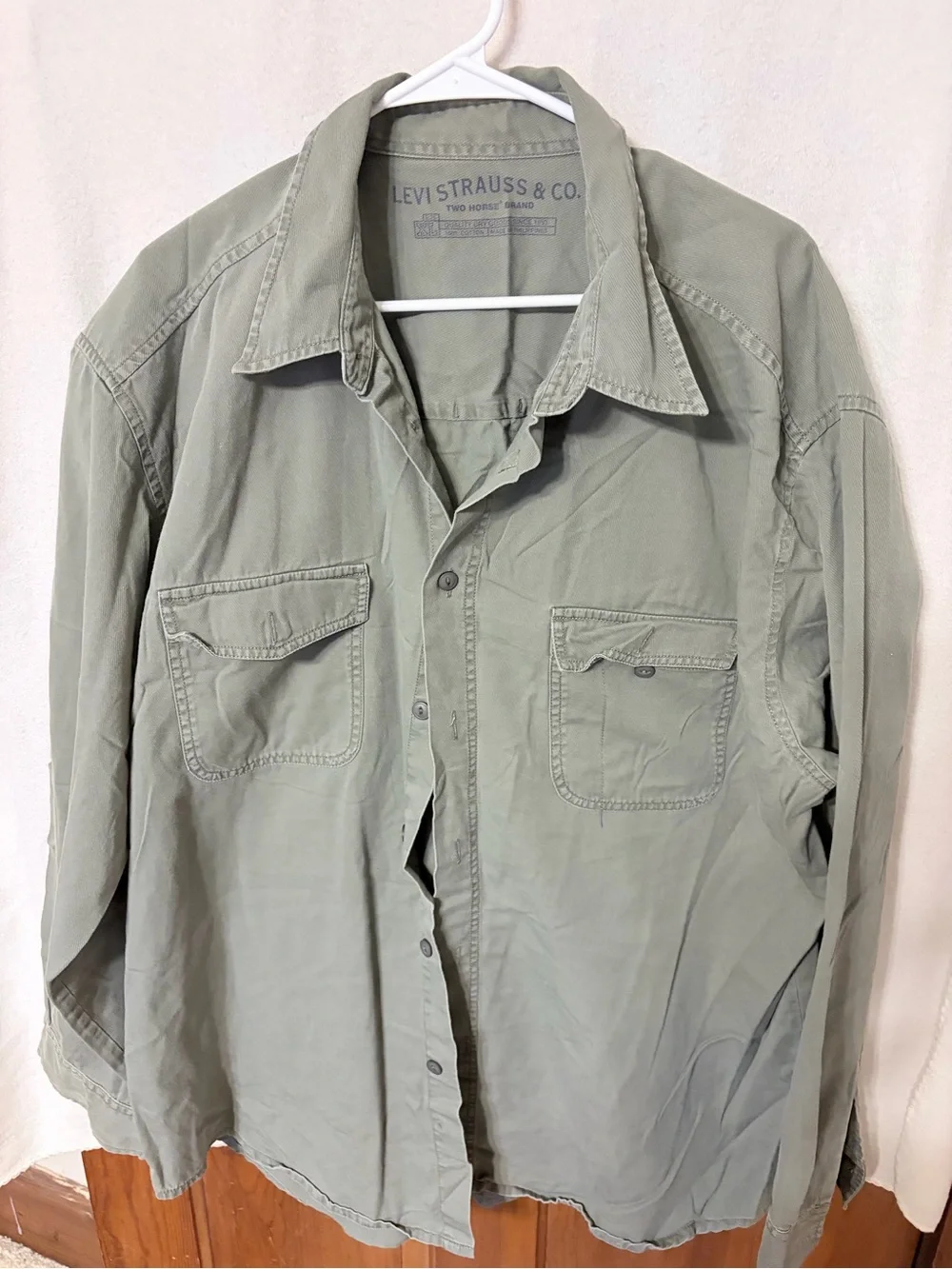 Vintage Levi's Men's Olive Green Utility Shirt Jacket - Picture 3 of 5